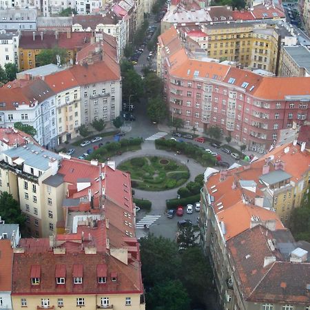 Cosy Apartment Under The Tower Praag Buitenkant foto
